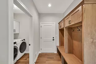 N66W34839 Baltic Pass, Oconomowoc, WI 53066 - Photo 27