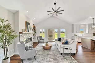 N66W34839 Baltic Pass, Oconomowoc, WI 53066 - Photo 9