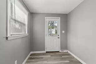 606 S 94th Pl, Milwaukee, WI 53214 - Photo 5