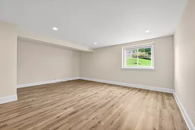 W248N2151  Kettle Cove Ct, Pewaukee, WI 53072 - Photo 27