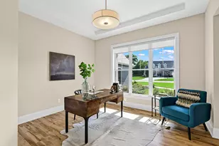 W248N2151 Kettle Cove Ct, Pewaukee, WI 53072 - Photo 15