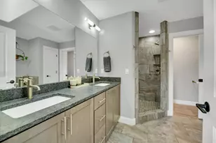 W2464 Leasure Way, East Troy, WI 53120 - Photo 23