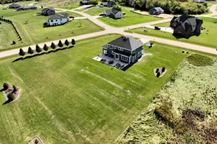 W2464 Leasure Way, East Troy, WI 53120 - Photo 5