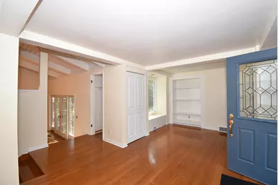 769  Arrowhead Dr, Fontana, WI 53125 - Photo 15