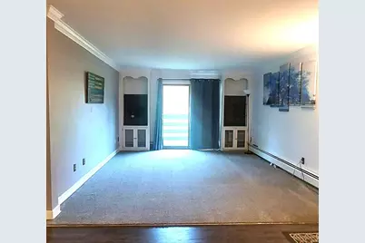 3965 S 84th St #5, Greenfield, WI 53228 - Photo 3