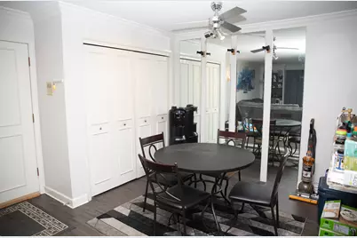 3965 S 84th St #5, Greenfield, WI 53228 - Photo 5