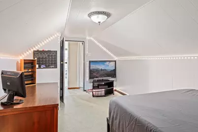 835  Summit St, Manitowoc, WI 54220 - Photo 21