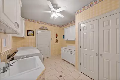 7767 S Cambridge Ct, Franklin, WI 53132 - Photo 41