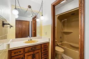 9 Sandalwood Ct, Racine, WI 53402 - Photo 33