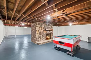 9 Sandalwood Ct, Racine, WI 53402 - Photo 23