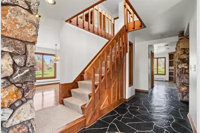 9  Sandalwood Ct, Racine, WI 53402 - Photo 9