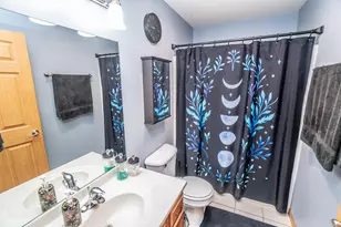 231 Nordic Ln, Slinger, WI 53086 - Photo 17