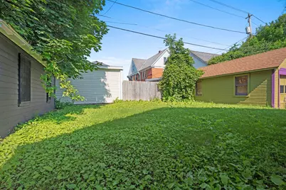 1931 N 47th St, Milwaukee, WI 53208 - Photo 35