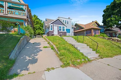 1931 N 47th St, Milwaukee, WI 53208 - Photo 39