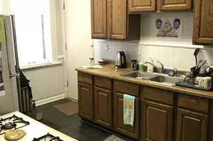 808 E Clarke St, Milwaukee, WI 53212 - Photo 5