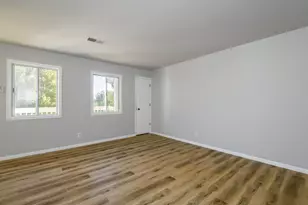 1891 Parknoll Ln, Port Washington, WI 53074 - Photo 13