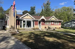 644 W Greenfield St, Elkhorn, WI 53121 - Photo 1