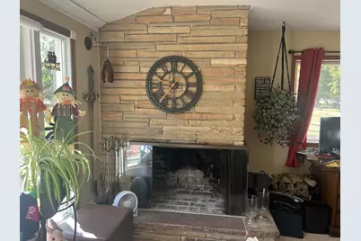 644 W Greenfield St, Elkhorn, WI 53121 - Photo 3