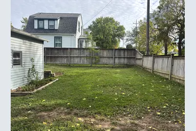 219 E Water St, Watertown, WI 53094 - Photo 23