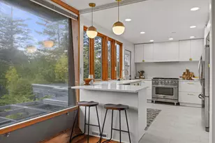 6465 N Santa Monica Blvd, Fox Point, WI 53217 - Photo 23