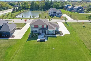 7690 W Preserve Parkway, Mequon, WI 53097 - Photo 49