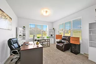 7690 W Preserve Parkway, Mequon, WI 53097 - Photo 15