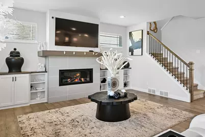 7690 W Preserve Pkwy, Mequon, WI 53097 - Photo 7