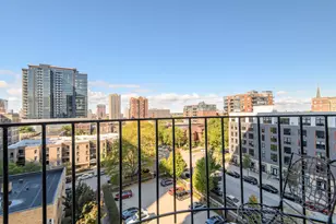 929 N Astor St, Milwaukee, WI 53202 - Photo 27