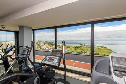 929 N Astor St #807, Milwaukee, WI 53202 - Photo 31