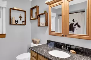 W2585 Long Meadow Dr, Lafayette, WI 53121 - Photo 17