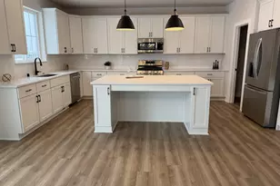 N50W19615 Tamarind Wy, Menomonee Falls, WI 53051 - Photo 5