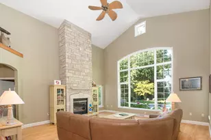 5100 Streich Ln, Black Wolf, WI 54902 - Photo 9