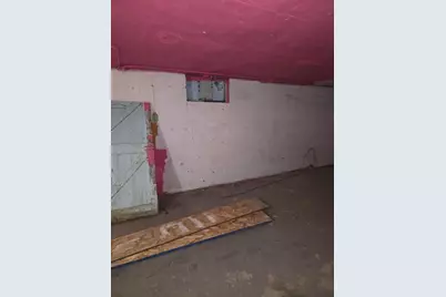 945 N Memorial Dr, Racine, WI 53404 - Photo 9