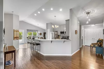 1203  Woodbury Cmn #D, Waukesha, WI 53189 - Photo 15