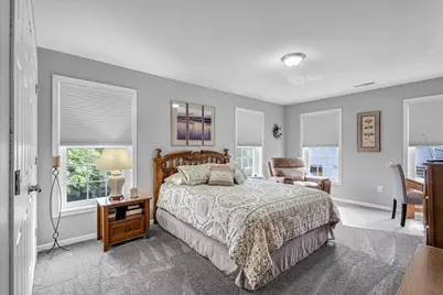 1203  Woodbury Cmn #D, Waukesha, WI 53189 - Photo 3