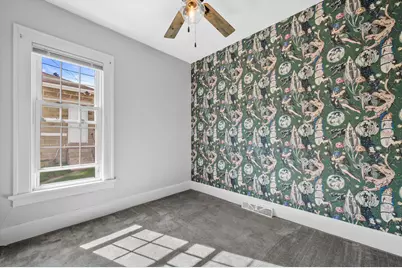 2961 S Delaware Ave, Milwaukee, WI 53207 - Photo 11