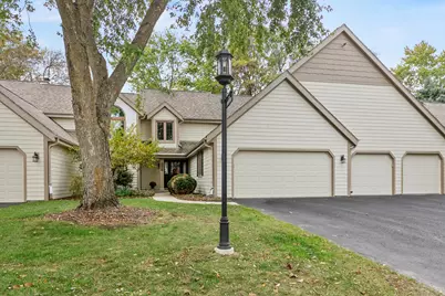 18675  St Andrew Ln #B, Brookfield, WI 53045 - Photo 1