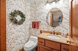 18675 St Andrew Ln, Brookfield, WI 53045 - Photo 17