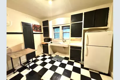 3812 N 38th St #3814, Milwaukee, WI 53216 - Photo 9