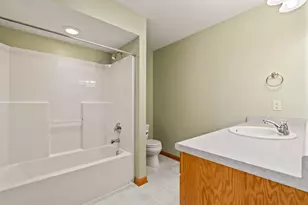 3402 Turnberry Oak Dr, Waukesha, WI 53188 - Photo 15