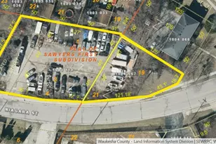 918 Niagara St, Waukesha, WI 53186 - Photo 1