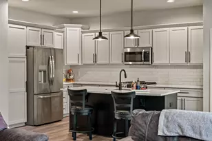 N55W20134 Magnolia Ln, Menomonee Falls, WI 53051 - Photo 11