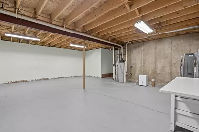 3482 W Sycamore St, Franklin, WI 53132 - Photo 31