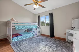 3482 W Sycamore St, Franklin, WI 53132 - Photo 27