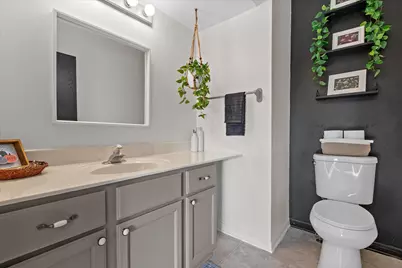 3482 W Sycamore St, Franklin, WI 53132 - Photo 21