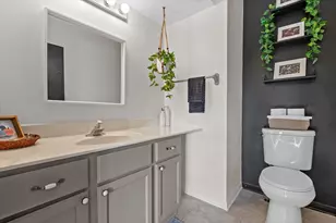 3482 W Sycamore St, Franklin, WI 53132 - Photo 21