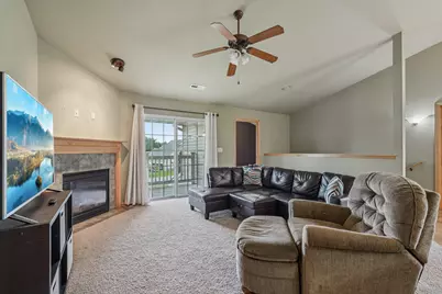 21864 N Weather Edge Cir #A, Lannon, WI 53046 - Photo 3