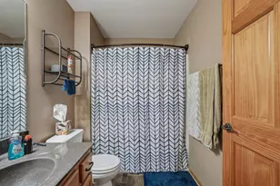 21864 N Weather Edge Cir, Lannon, WI 53046 - Photo 13