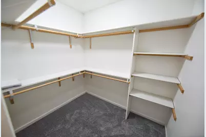 3188 S 86th St, Milwaukee, WI 53227 - Photo 21