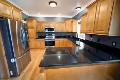 3188 S 86th St, Milwaukee, WI 53227 - Photo 7